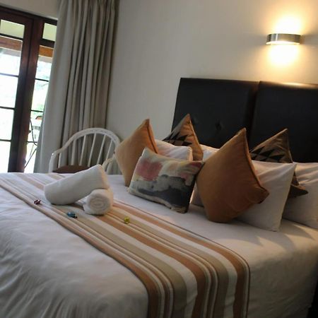 Villa Phezulu Safari Park Botha's Hill Esterno foto