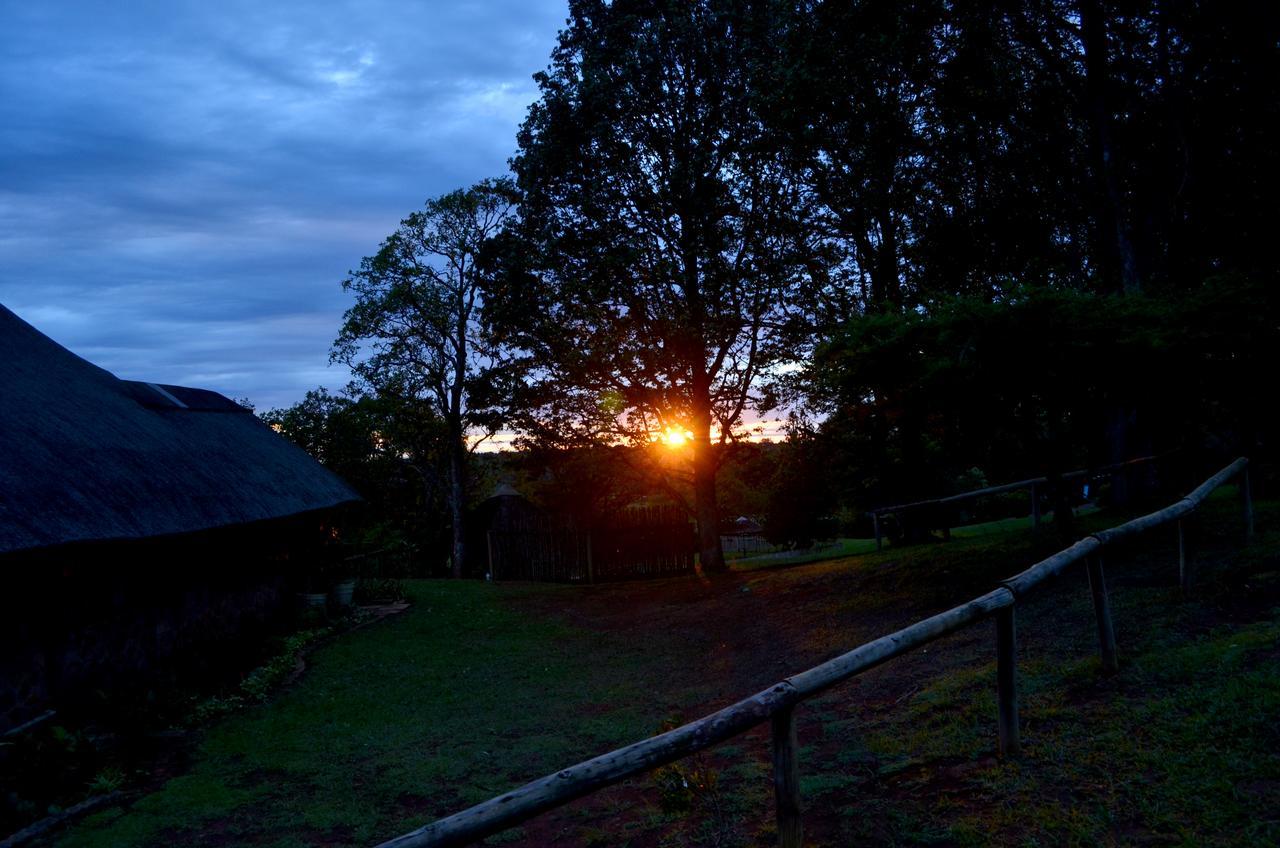 Villa Phezulu Safari Park Botha's Hill Esterno foto