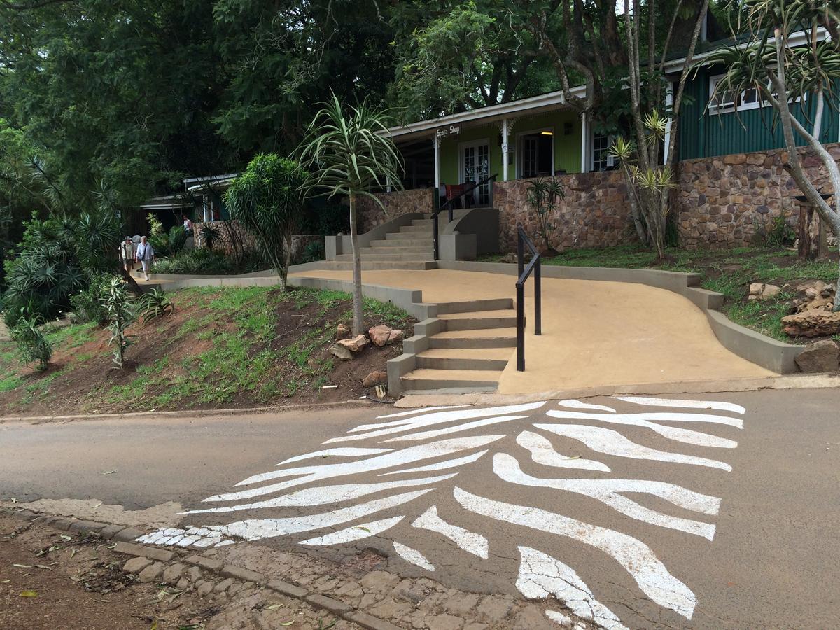 Villa Phezulu Safari Park Botha's Hill Esterno foto